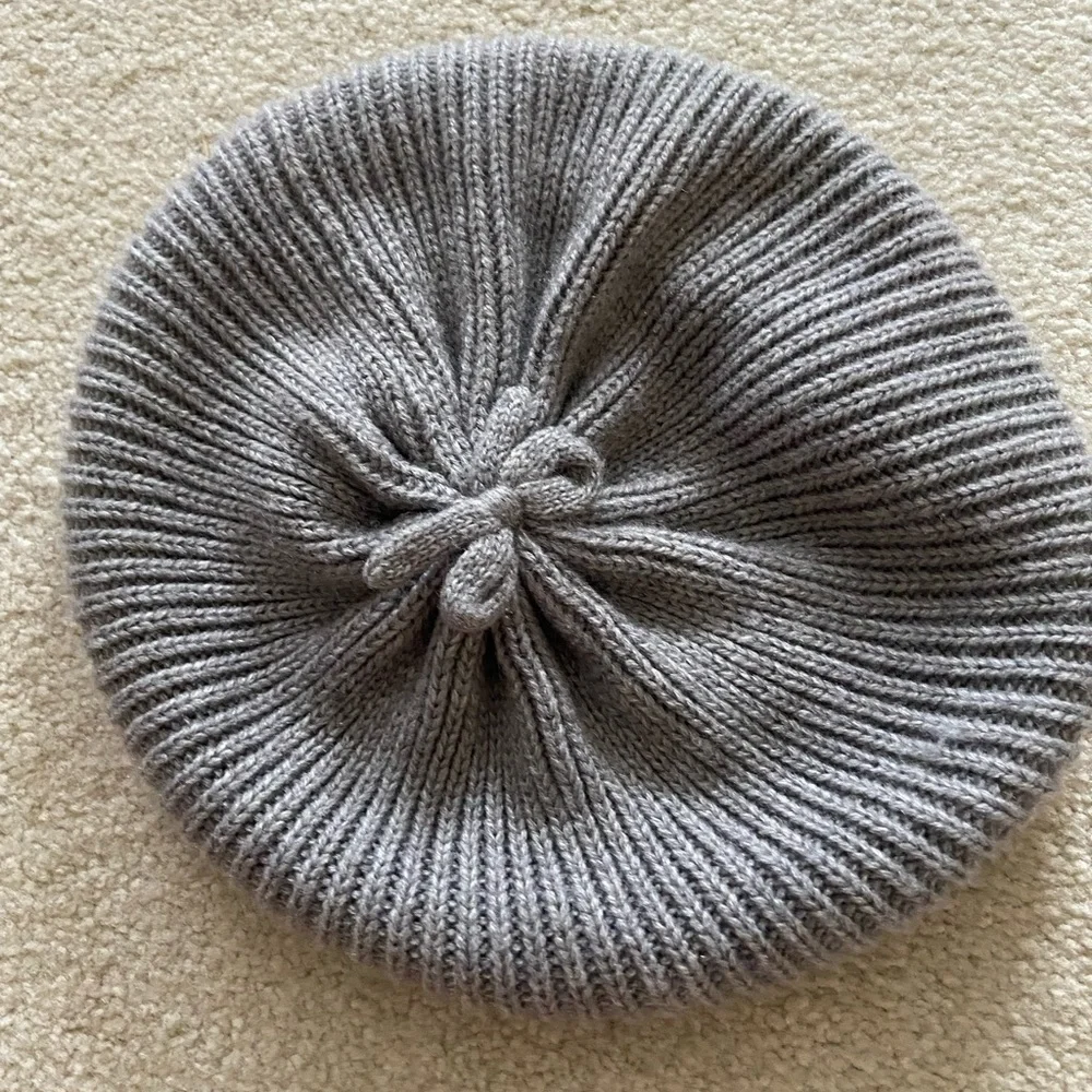 Kate Spade New York gray hat